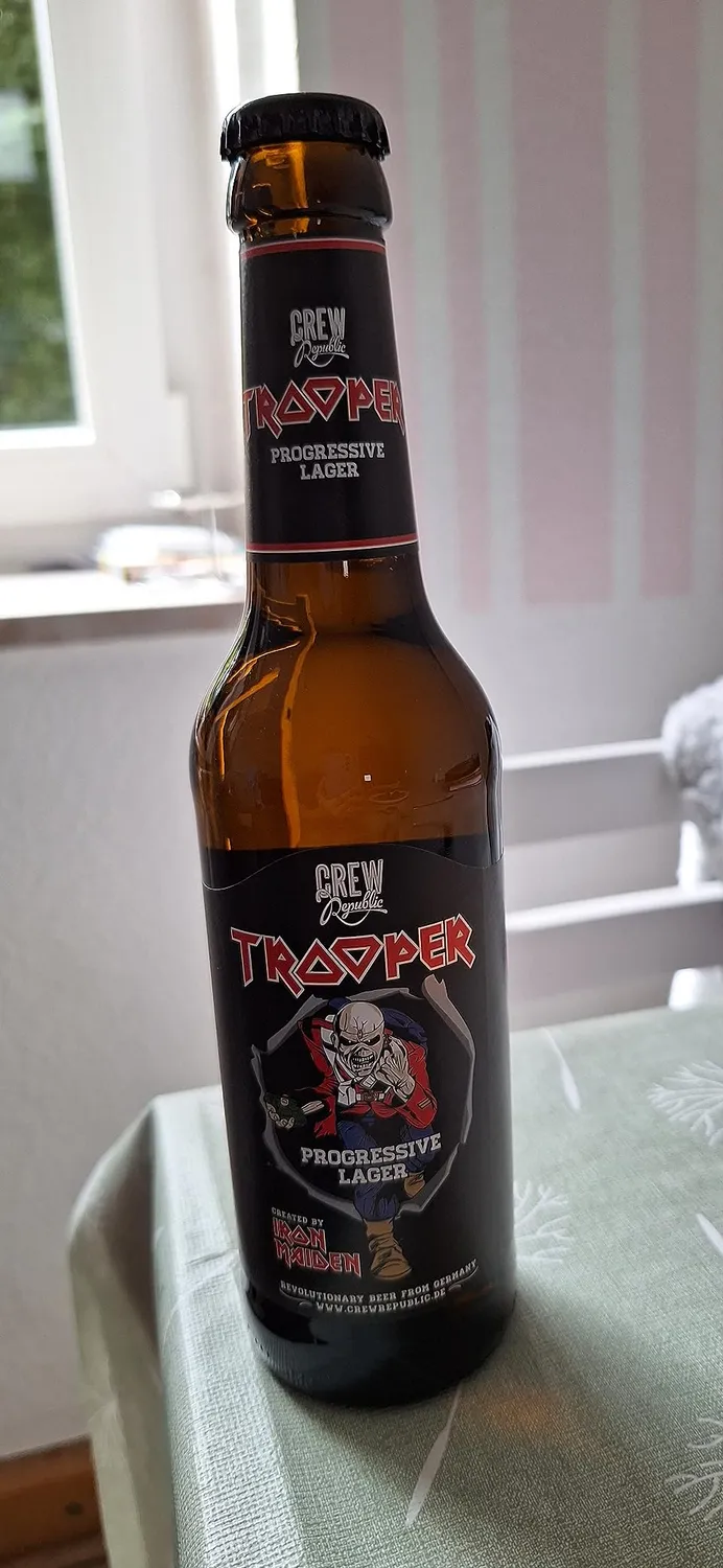 Crew Republic Trooper Lager Dosenbier 20x0,5l hopfig